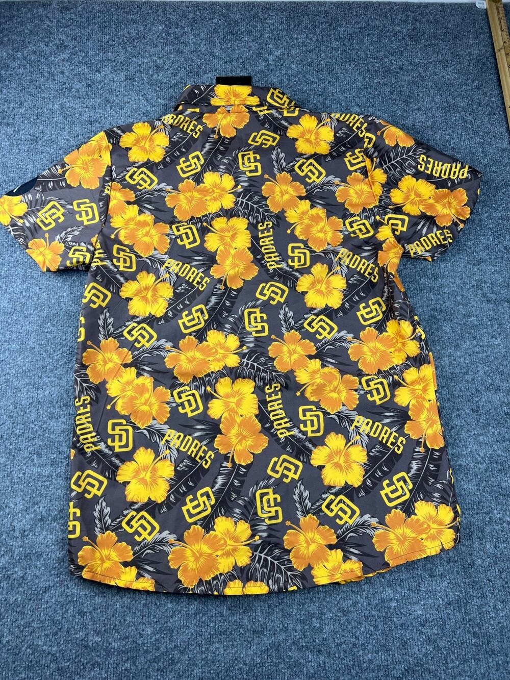 San Diego Pades Motorola Medium Mens Shirt Promo Hawaiian Camp #803